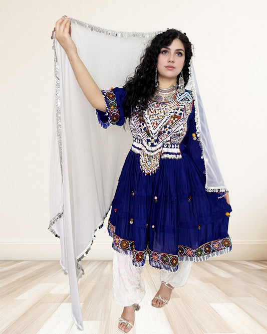 Traditional Embroidered Dress Sadat Boutique